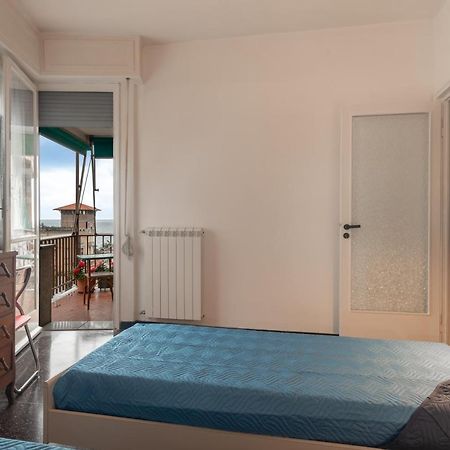 Rivierarent Moma 100 Metri Dal Mare Finale Ligure Exterior foto